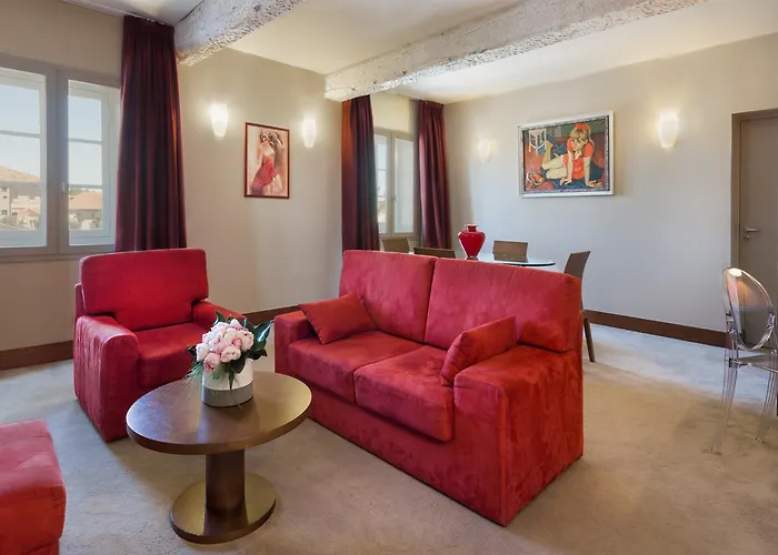 Hotel Abbaye Des Capucins Spa & Resort, Bw Premier Collection Montauban