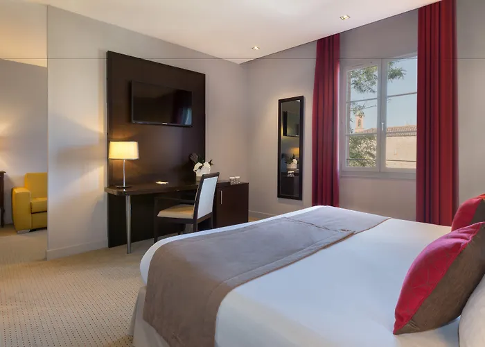 Hotel Abbaye Des Capucins Spa & Resort, Bw Premier Collection Montauban