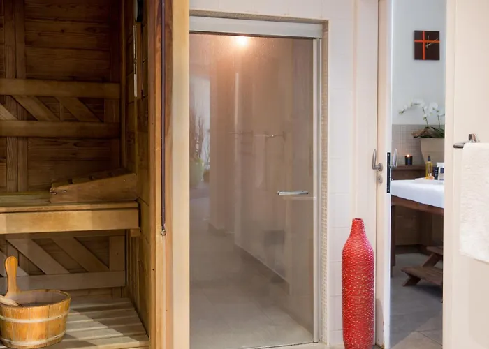 Abbaye Des Capucins Spa & Resort, Bw Premier Collection Montauban