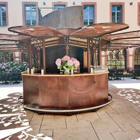 Abbaye Des Capucins & 4*