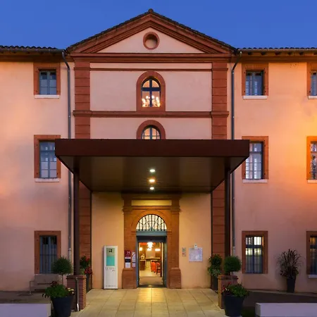 Abbaye Des Capucins & 4* مونْتوبا