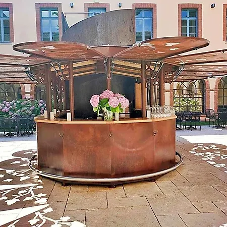 Abbaye Des Capucins Spa & Resort, Bw Premier Collection Μοντωμπάν