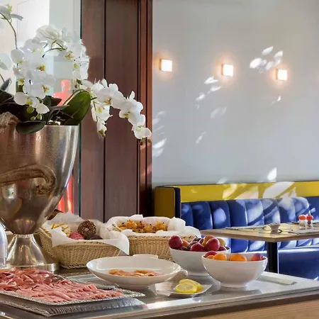 Abbaye Des Capucins Spa & Resort, Bw Premier Collection Μοντωμπάν
