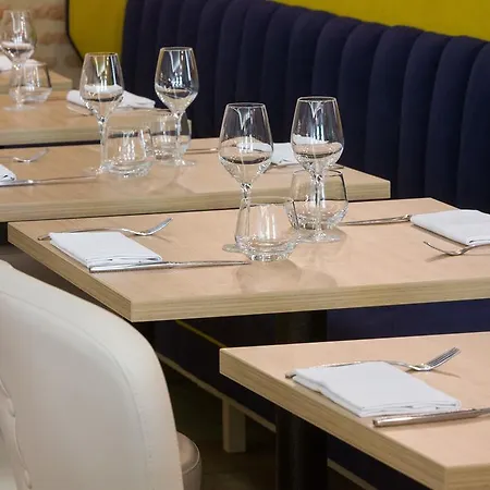 Abbaye Des Capucins &