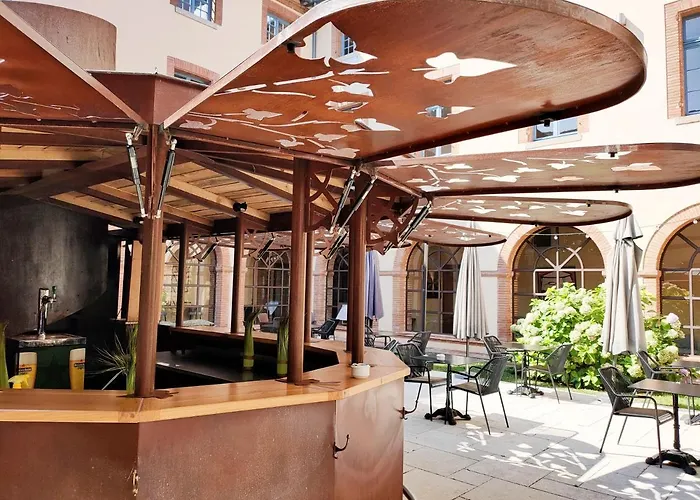 ホテル Abbaye Des Capucins & モントーバン