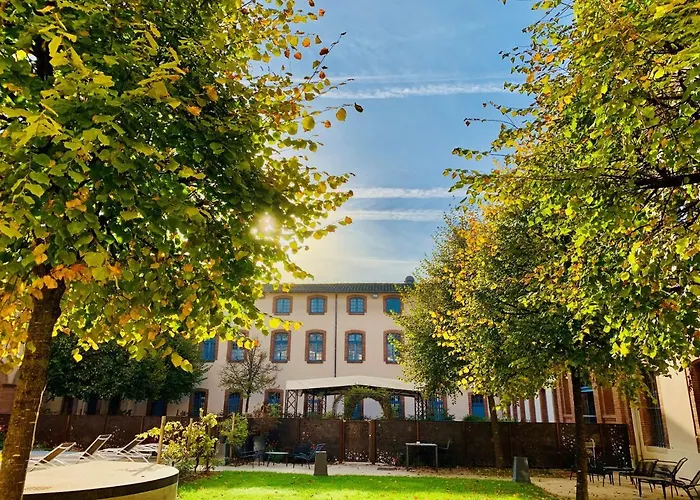 Abbaye Des Capucins & 4* モントーバン