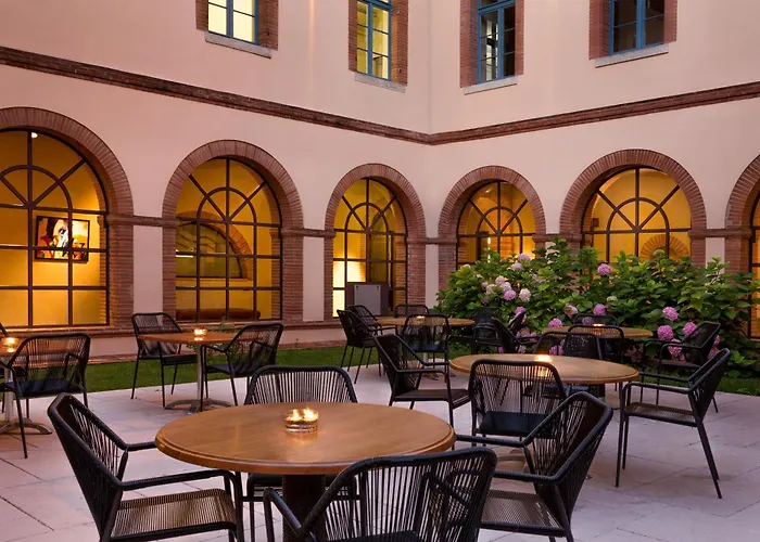 Abbaye Des Capucins & ホテル 4*