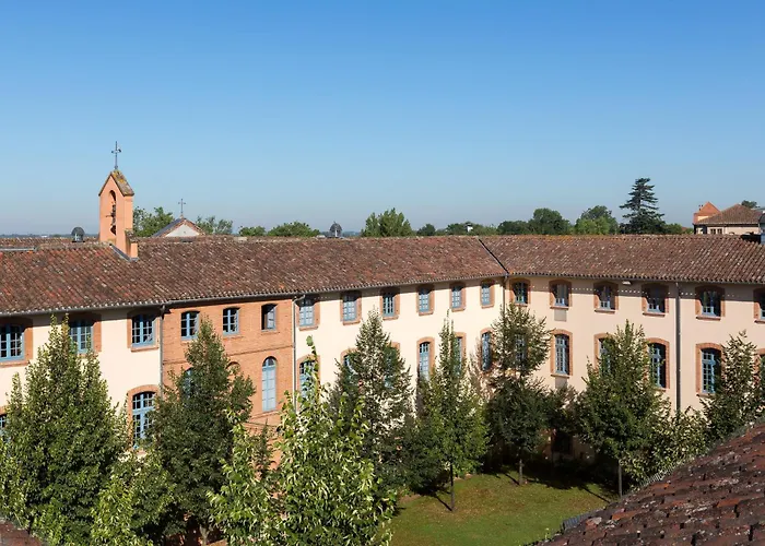 ホテル Abbaye Des Capucins & モントーバン